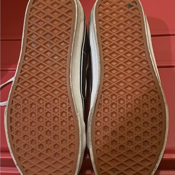 Vans Men’s Size 6 Women’s 7.5 Black and White High-Top Shoes - Picture 6 of 6